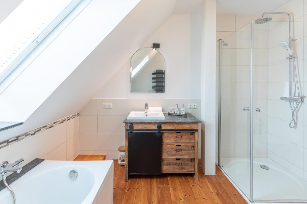 Kuestenwind Husum  Bagian luar foto